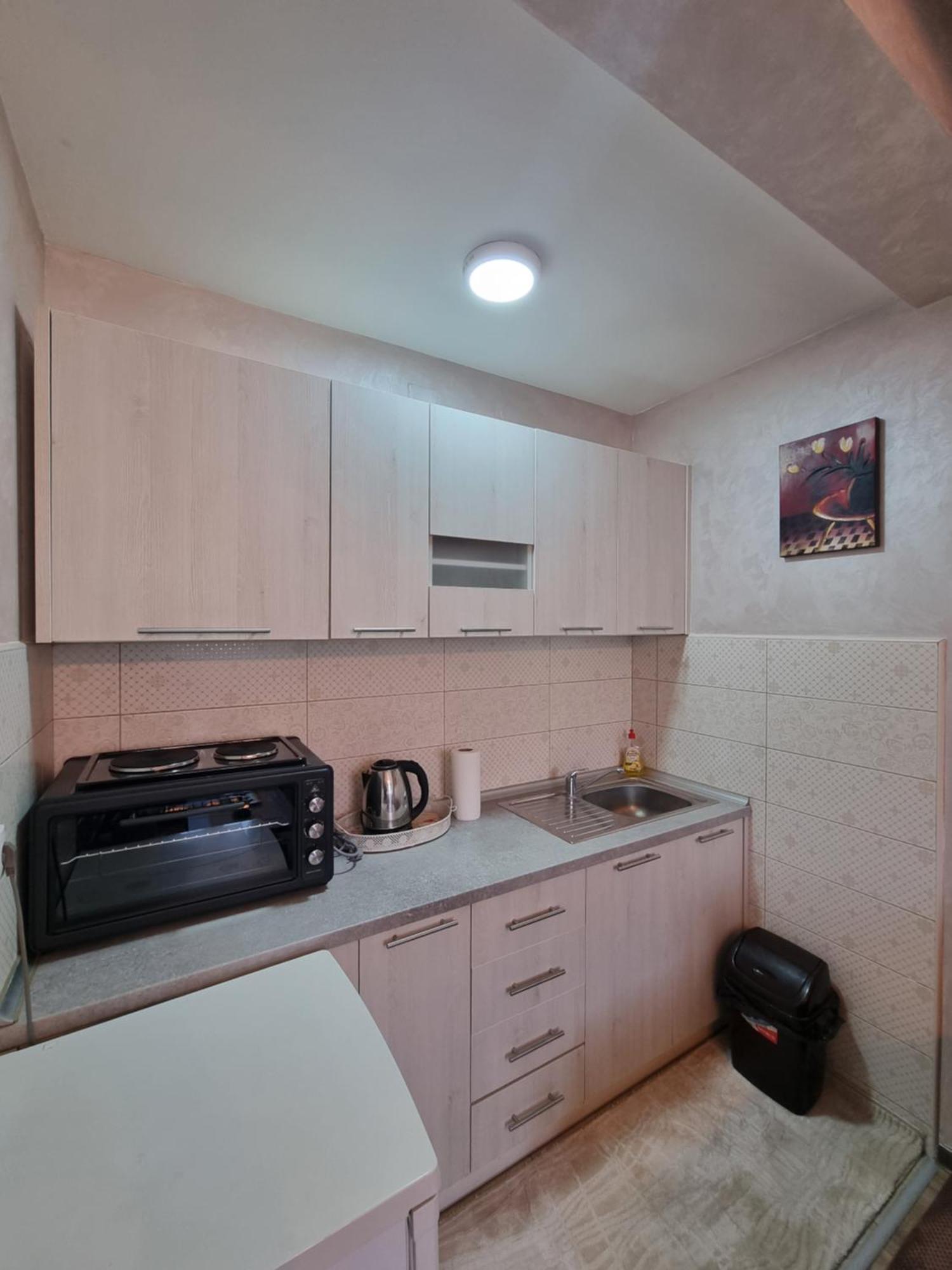 Avio Apartmani 2018 ノヴィ・パザル 部屋 写真