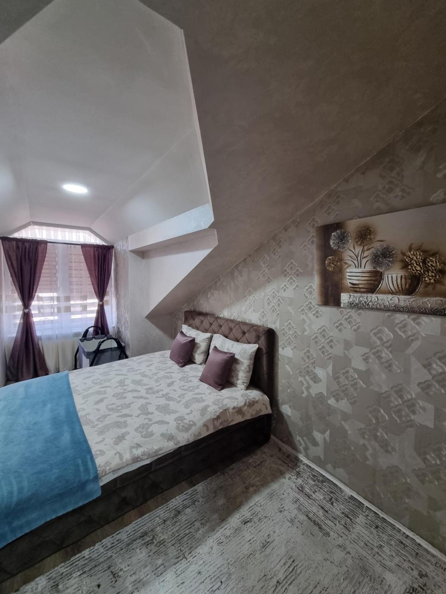 Avio Apartmani 2018 ノヴィ・パザル 部屋 写真