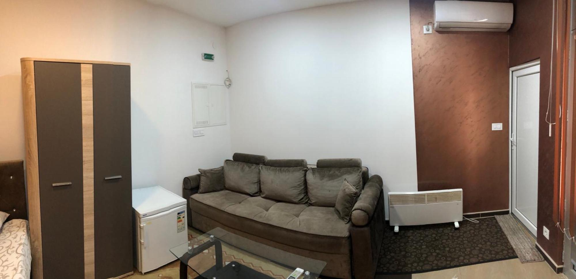 Avio Apartmani 2018 ノヴィ・パザル 部屋 写真